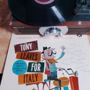 VINTAGE VINYL - Tony Leaves for Italy - Colonial COL-LP-141